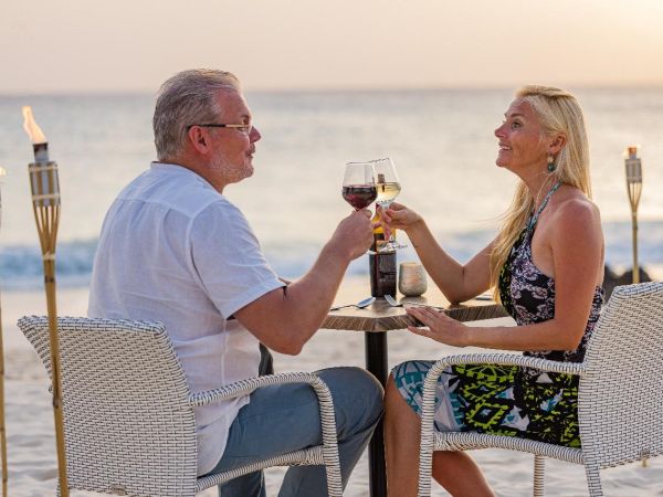 Kokoa Restaurant & Bar Aruba – Beachfront Dining & Live Entertainment All Day Long