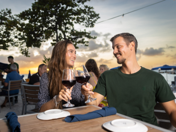 Fall in Love All Over Again with MooMba Beach’s Valentine’s Day Dinner
