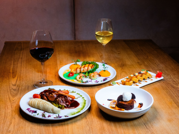 Only 59 Florins: Que Pasa’s October 3-Course Special