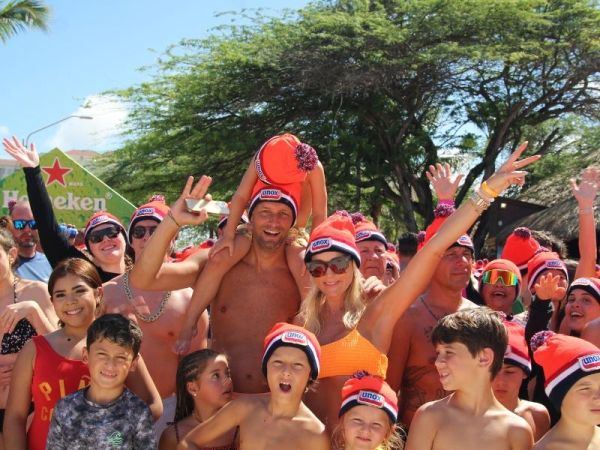 Moomba Beach Hosts the 2026 Unox Nieuwjaarsduik New Year’s Plunge