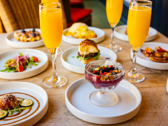 Que Pasa Welcomes You for Holiday Brunch