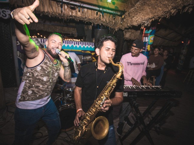 Get Ready to Party: Latin Night at MooMba Beach!